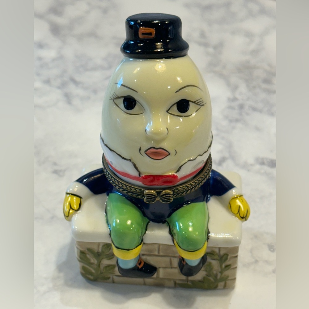 New In Box Ceramic Hinged Trinket Box Humpty Dumpty Nursery Rhyme